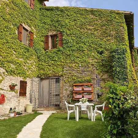 Meggiano Il Borgo Di Cornilloヴィラ エクステリア 写真