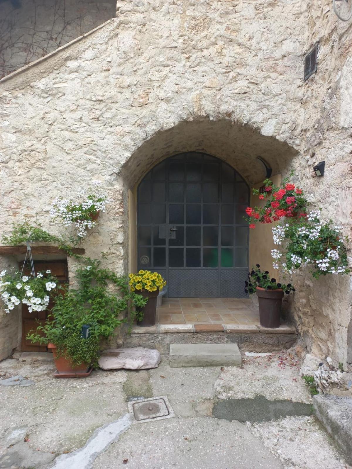 Meggiano Il Borgo Di Cornilloヴィラ エクステリア 写真